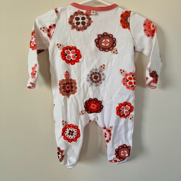 Kate Spade Turtle Print Baby Footie one-piece 0-3 months - Picture 3 of 3
